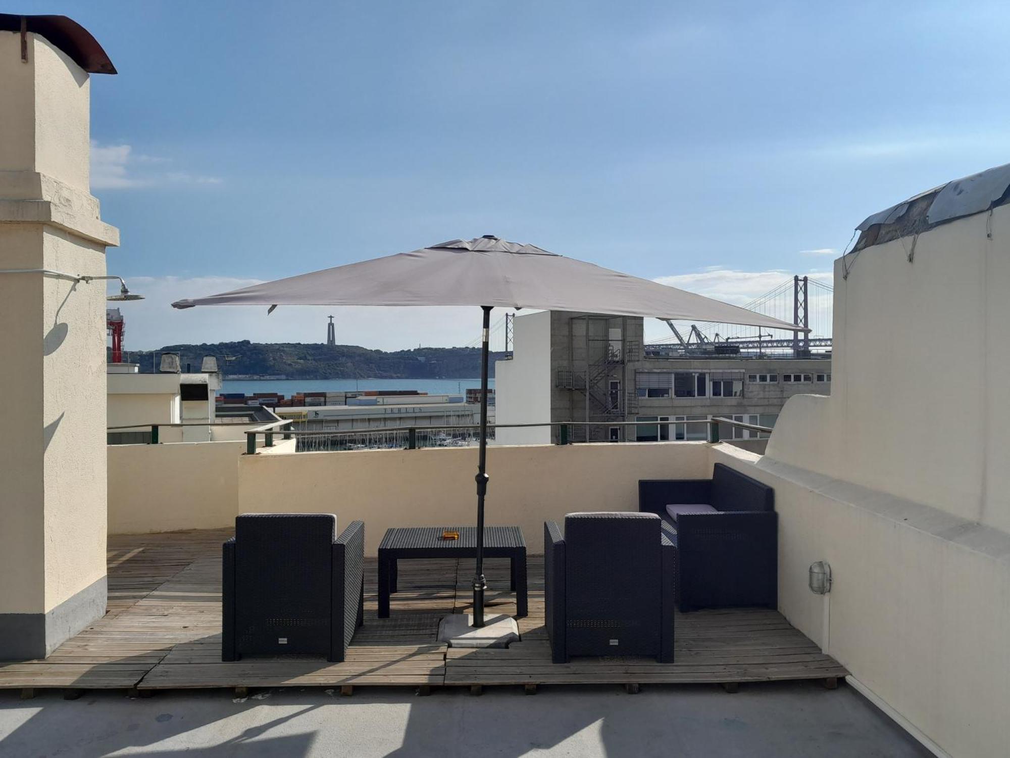 Apartamento Sobre O Rio Lisboa Dış mekan fotoğraf